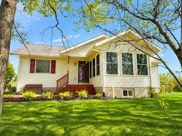 12-211 Rosewood Ln, Lanark, IL 61046