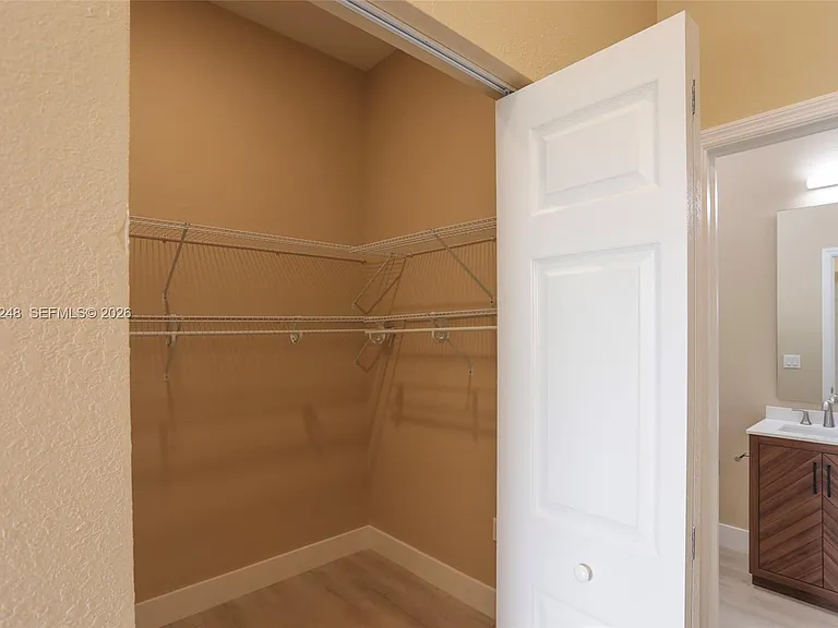 120 SW 35th Ave #A2 — Photo 20