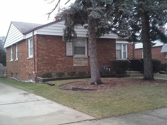 4th image of 1336 Newcastle Ave