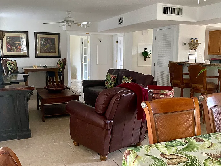1781 Jamaica Way #A — Photo 3