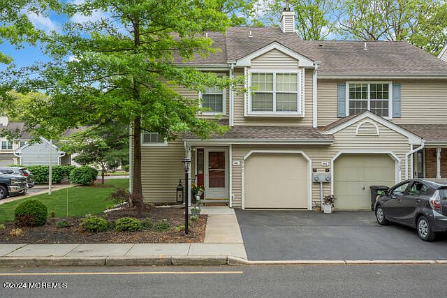 1st image of 401 Aberdeen Lane #421