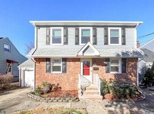 131 Hillman Dr, Elmwood Park, NJ 07407