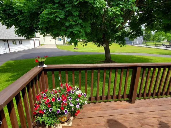 6640 N Valley St, Dalton Gardens, ID 83815