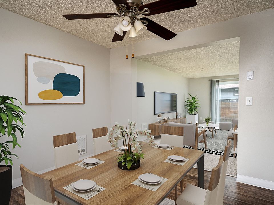 Forest Ridge | Dining Room