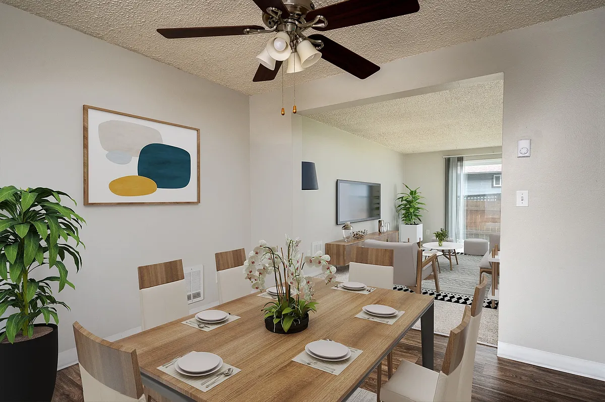 Forest Ridge | Dining Room - Forest Ridge Apartments