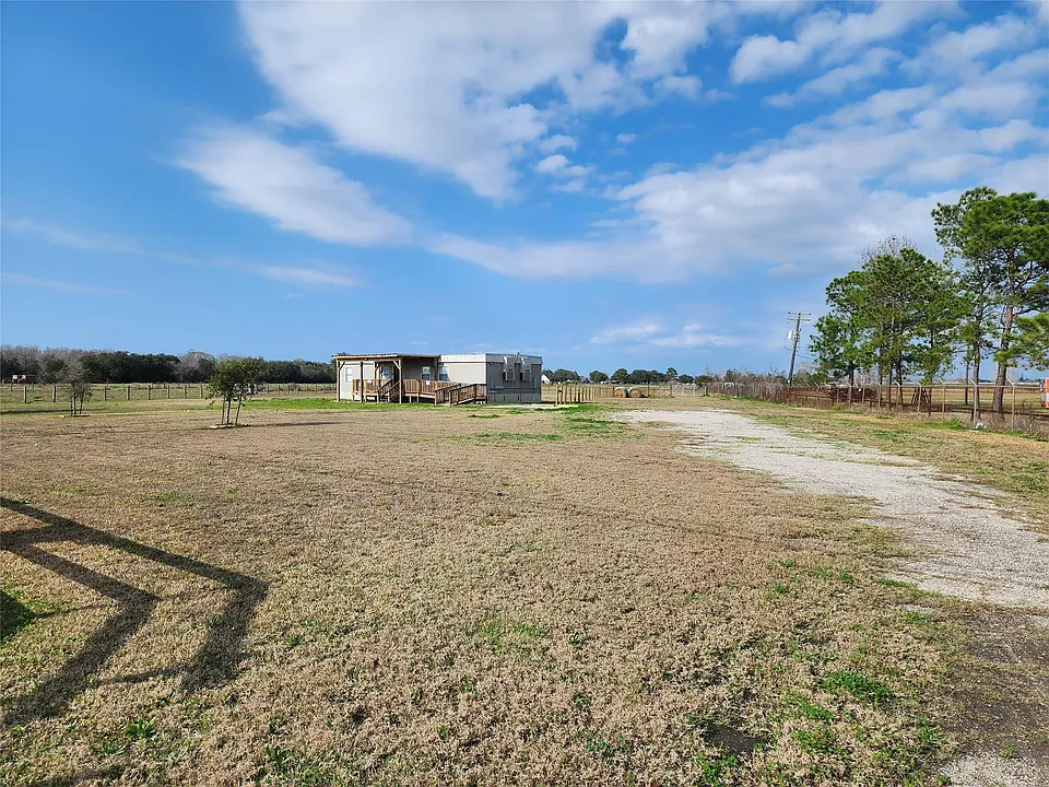 3373 E Highway 6