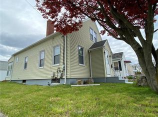 59 Pershing St, Cranston, RI 02910