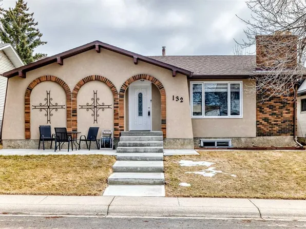 132 W Whiteview Close NE, Calgary, AB T1Y 1R2