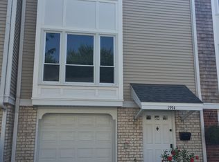 1994 Brighton Ln, Hoffman Estates, IL 60169