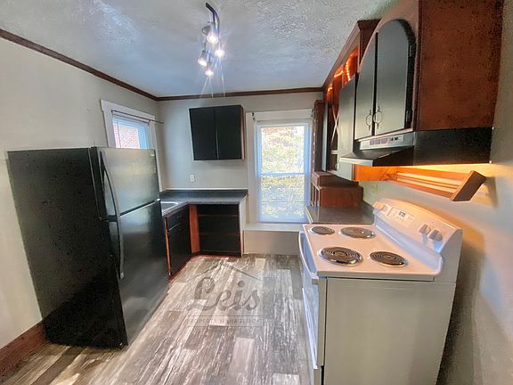 4th image of 310 N Gray Ave #1