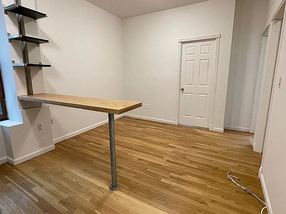 3rd image of 296 W 11th St APT 2R
