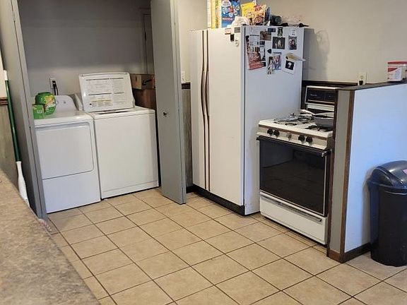 5th image of 422 N Forest Ave