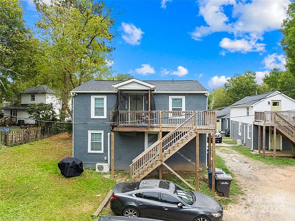2nd image of 537 & 539 Broadway Ct