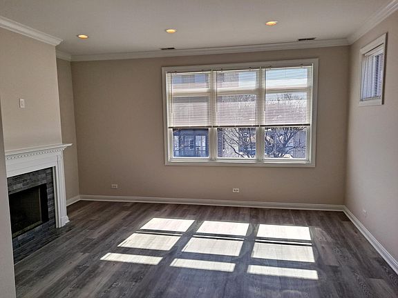 2nd image of 2630 W Armitage Ave APT 3