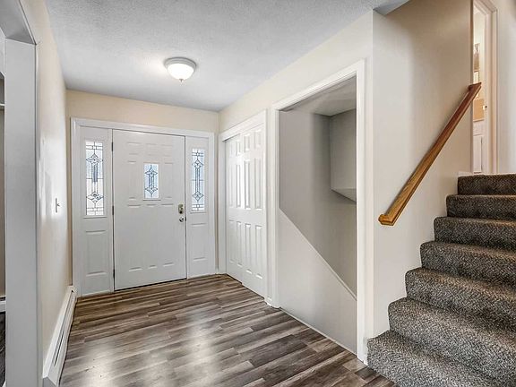 2nd image of 1848 134th Ln NE