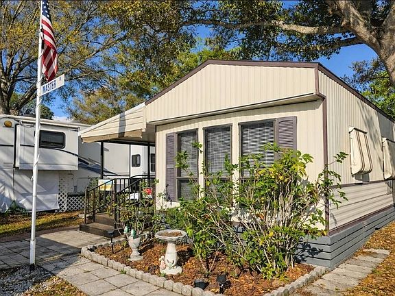 5th image of 6900 Ulmerton Rd #212