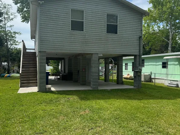 6183 Waverly Rd, Weeki Wachee, FL 34607
