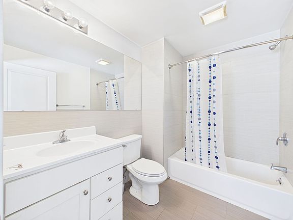 5th image of 164 W Chelten Ave APT 225