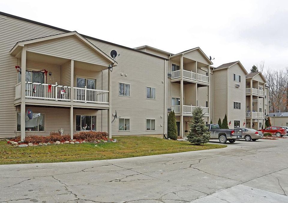 2nd image of 103 W Mechanic St #209