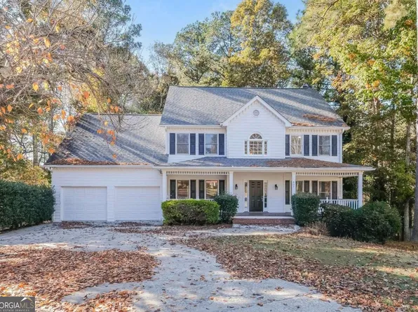 401 Braidwood Knl NW, Acworth, GA 30101