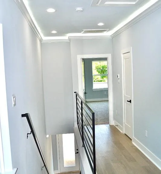 1839 Dewalt St — Photo 4