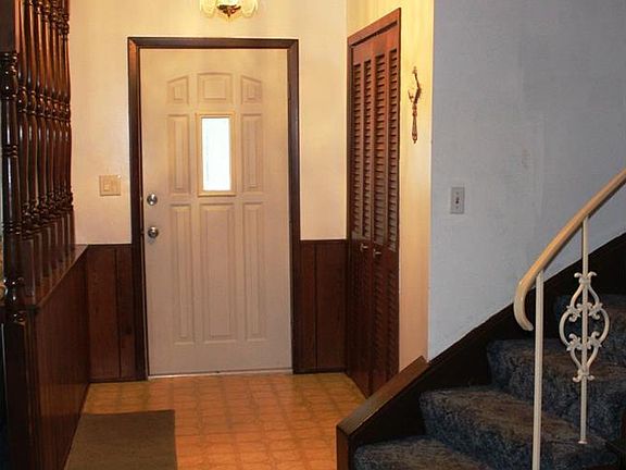 2nd image of 7672 Princeton Pl