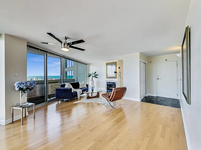 1720 Maple Ave #2020 — Photo 5