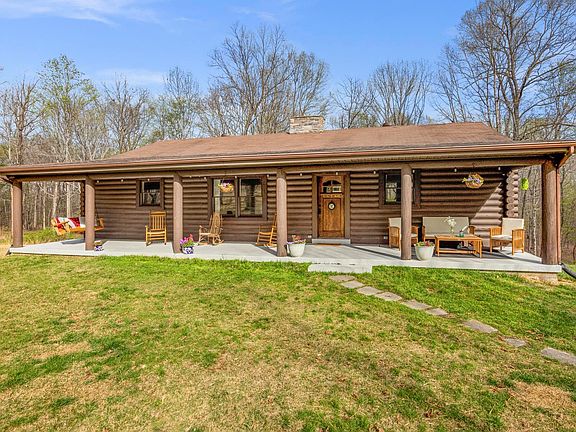 4th image of 1300 Ridge Rd