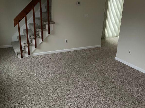 660 Point Judith Rd APT C1