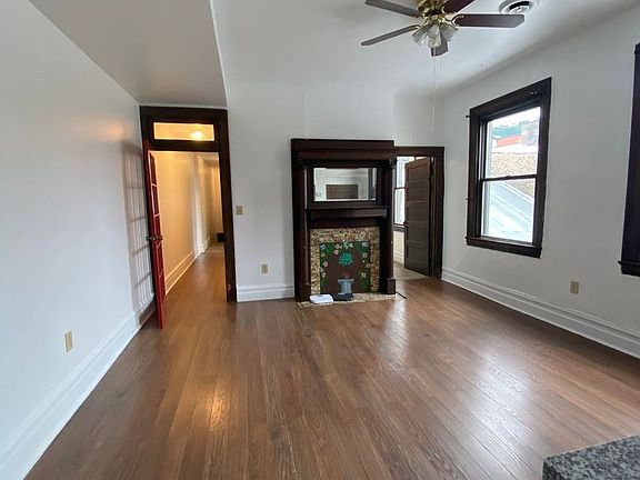 2nd image of 1309 E Carson St #10129260