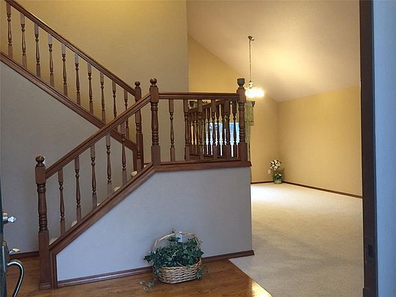 5th image of 1242 Wickie Pl SE