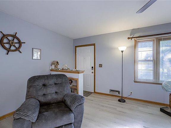 4th image of 11516 Sunnyslope Dr