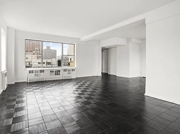 167 East 67th Street image 13 of 33