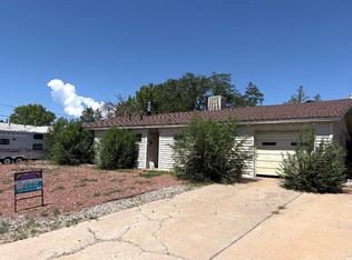 1216 Estancia Ave, Grants, NM 87020