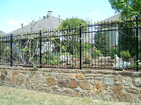3rd image of 1317 Constitution Dr