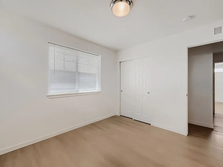6463 Crossdrum Point — Photo 15