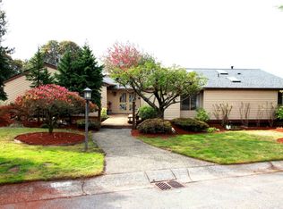 5719 137th Pl SE, Bellevue, WA 98006