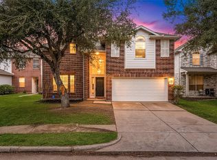 1730 Carriage Run Ct, Fresno, TX 77545