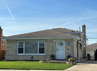 4917 W 105th St, Oak Lawn, IL 60453