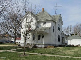 127 W Prairie St, Lanark, IL 61046
