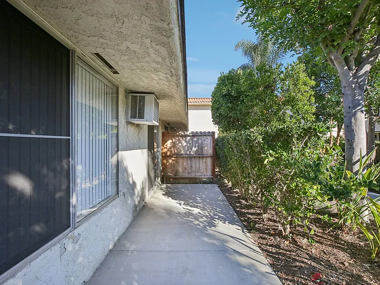 North Pointe Villas — Photo 21