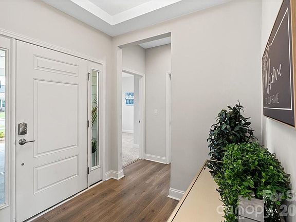5th image of 315 Northgate Blvd #146