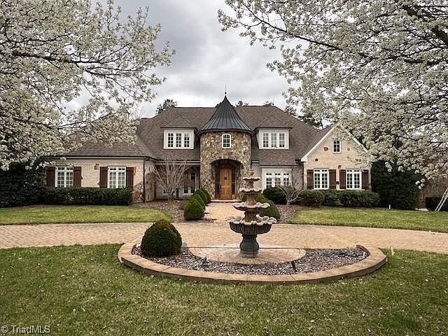 1st image of 812 Northern Shores Point