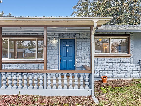 4th image of 2204 NE 87th Ave