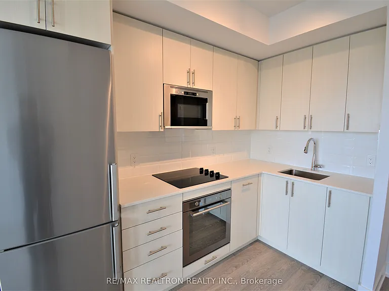 2550 Simcoe St N #1505 — Photo 2