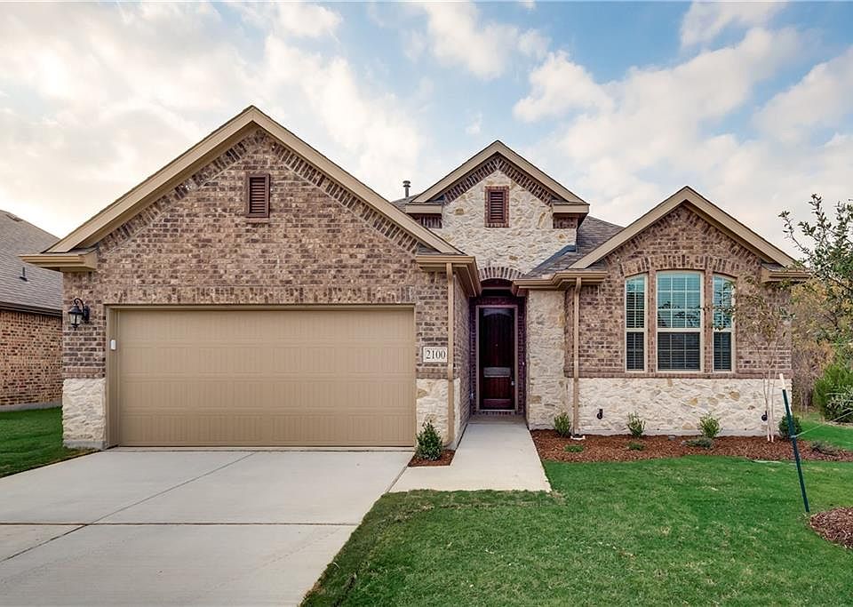 1st image of 812 Lake Sierra Way