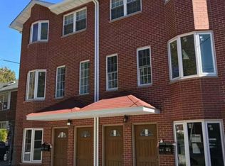 4015 191st St, Flushing, NY 11358
