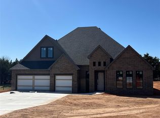 9001 Prairie Farms Dr, Mustang, OK 73064