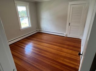 26 Island Ave #1, Rumford, RI 02916