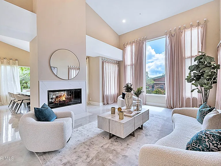 1687 Castlebridge Ct — Photo 5